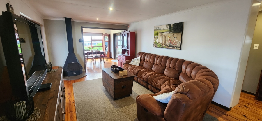 4 Bedroom Property for Sale in Dana Bay Western Cape